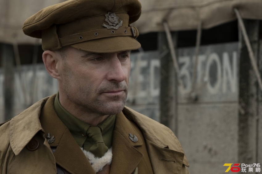 MarkStrong_compressed_1570246154.jpg