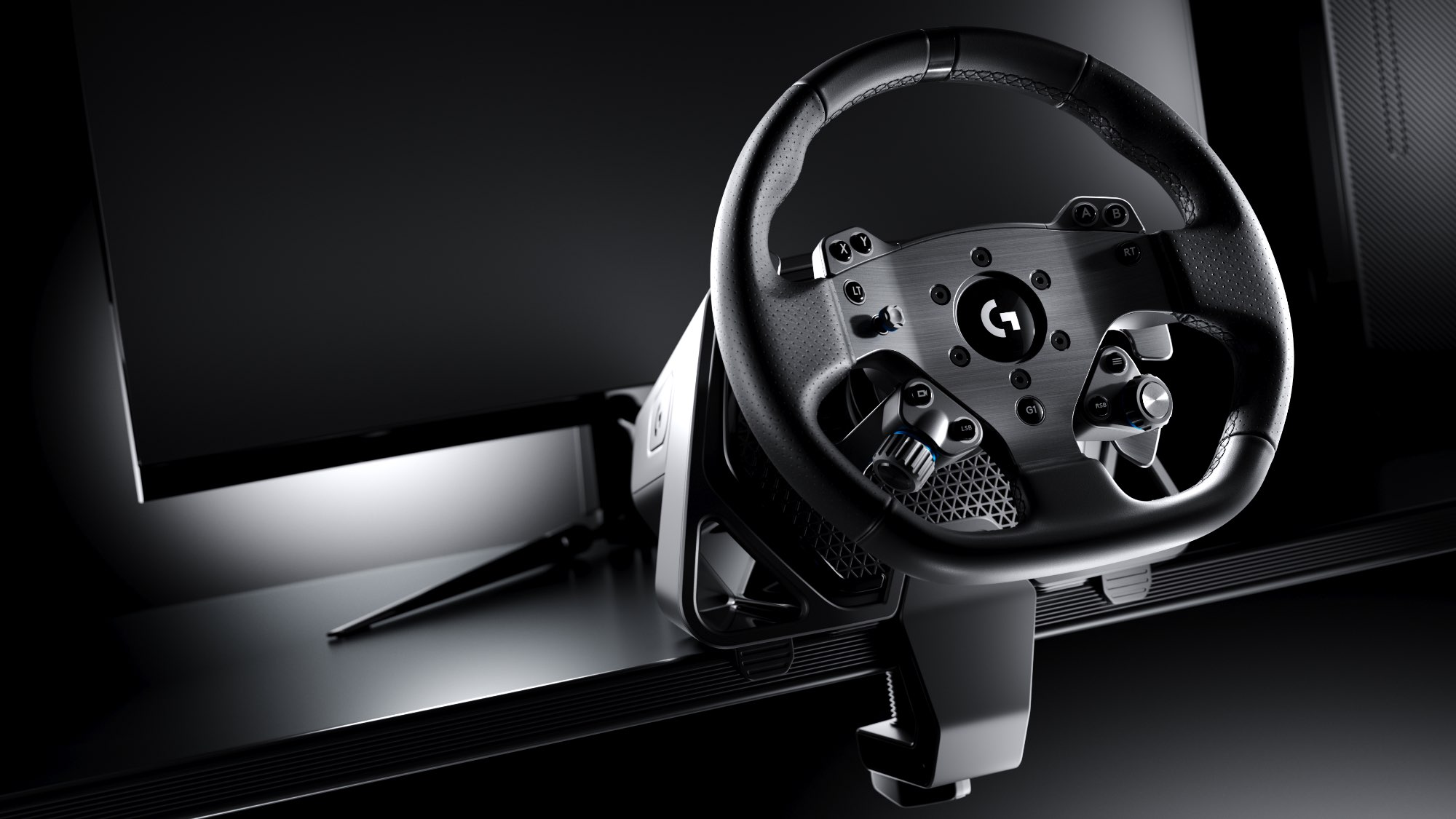 High_Resolution_JPG-PRO Racing PC Product Tour Wheel w Mount KV ENVR 16x9.jpg